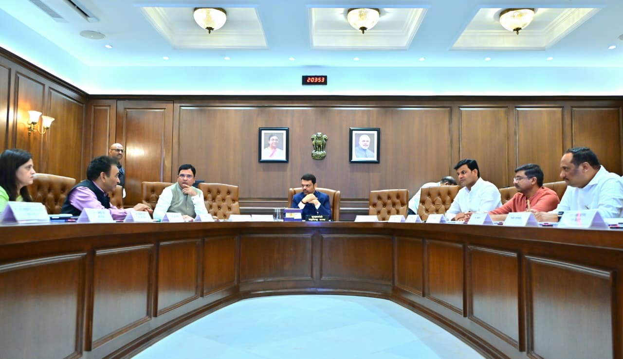 पर्यावरणीय दृष्टिकोनातून श्रीक्षेत्र ज्योतिबा मंदिर परिसराचा विकास करावा -          मुख्यमंत्री देवेंद्र फडणवीस ·         