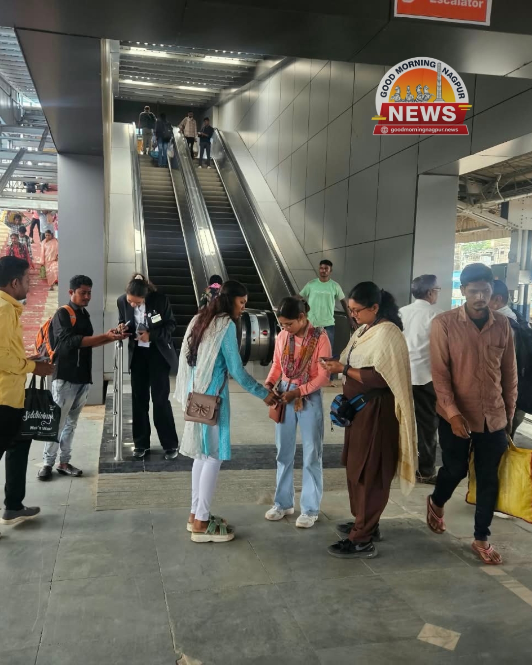गोंदिया स्टेशन में चलाया गया  नाका टिकट जांच अभियान